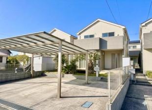 南向きサンルームとバルコニーの高機能住宅 004