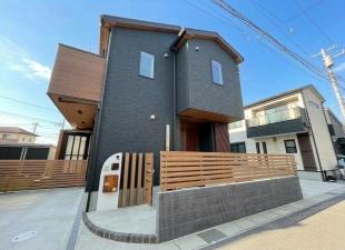 築浅ヒノキの香り包む南向き注文住宅◯カースペース2台
